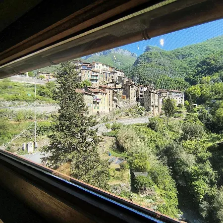 Peace And Relaxation In Buggio, Surrounded By Greenery Buggio