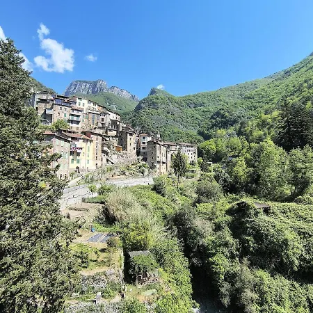 Peace And Relaxation In Buggio, Surrounded By Greenery Apartman